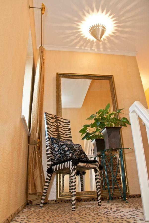Lion Homestay Mnichov Exteriér fotografie